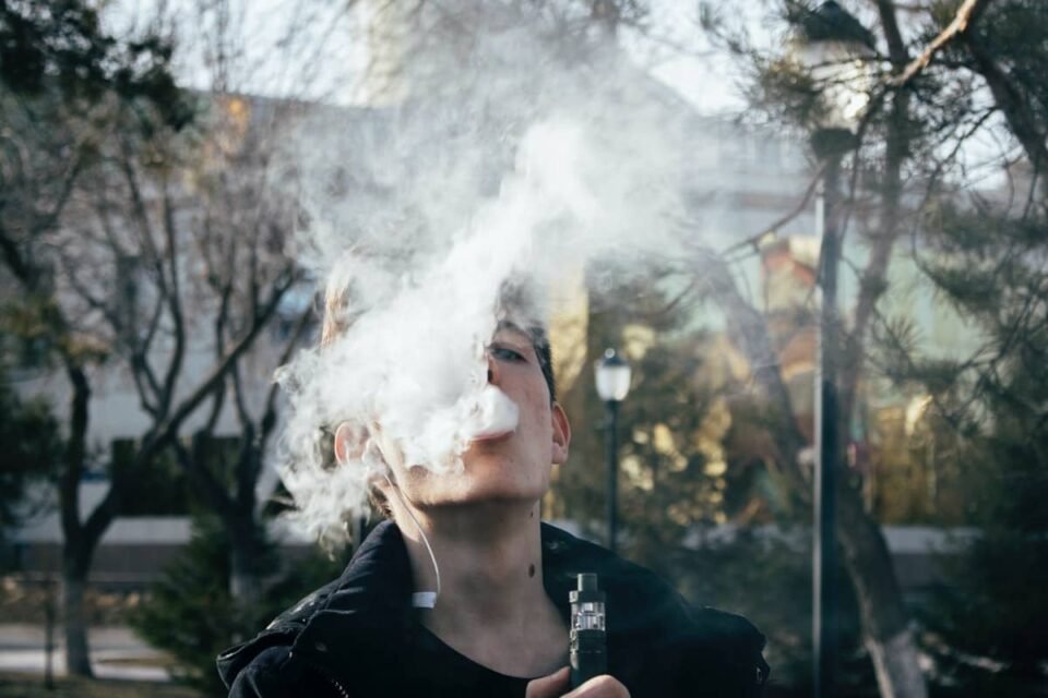 Swallow Vape Smoke