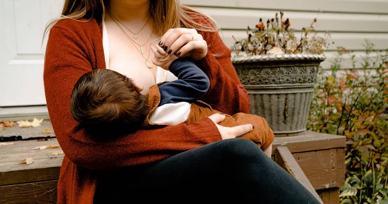 Benefits of Breastfeeding For Infant